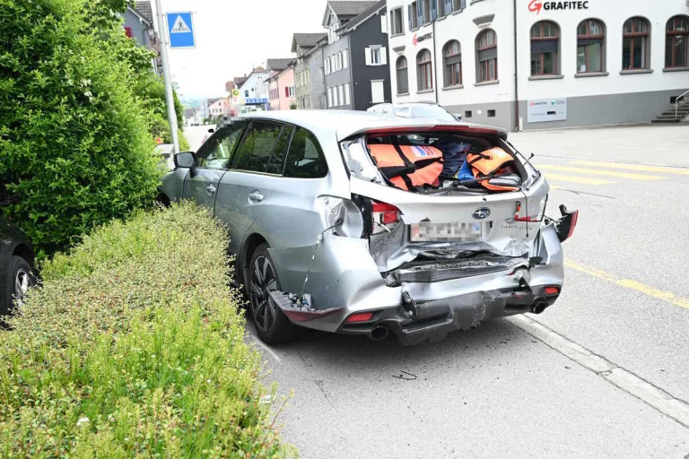 Gossau SG - 18'000 Franken Sachschaden nach Auffahrkollision 