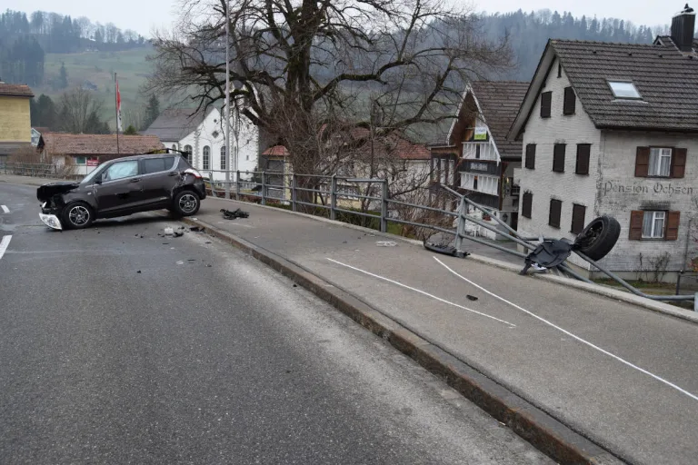 Grub AR – Nach Sekundenschlaf Unfall gebaut