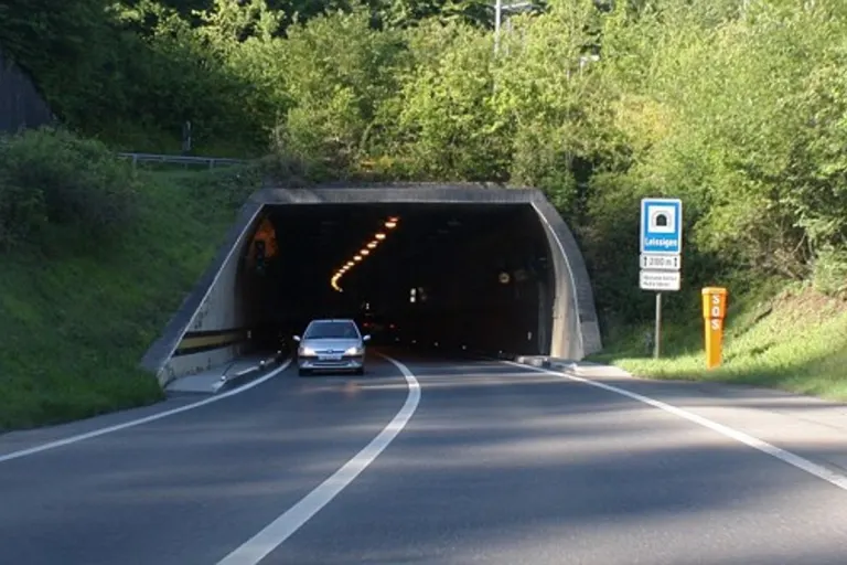 A8 Spiez – Interlaken - Sperrung des Anschlusses Därligen und des Leissigentunnels