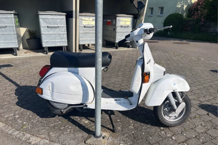 Rorschach SG – Auto kollidiert mit Roller