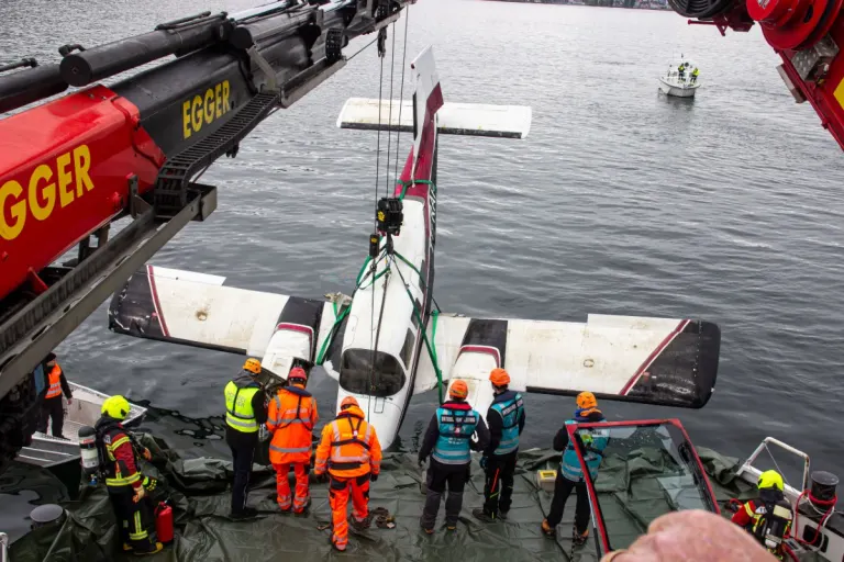 Altenrhein SG - Abgestürztes Flugzeug aus Bodensee geborgen