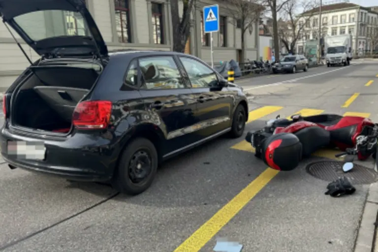 Stadt Schaffhausen - Verkehrsbehinderungen nach Unfall 