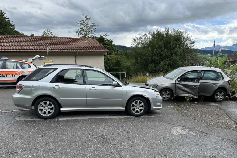 Unfall in Schwellbrunn AR – Totalschaden nach Zusammenstoss