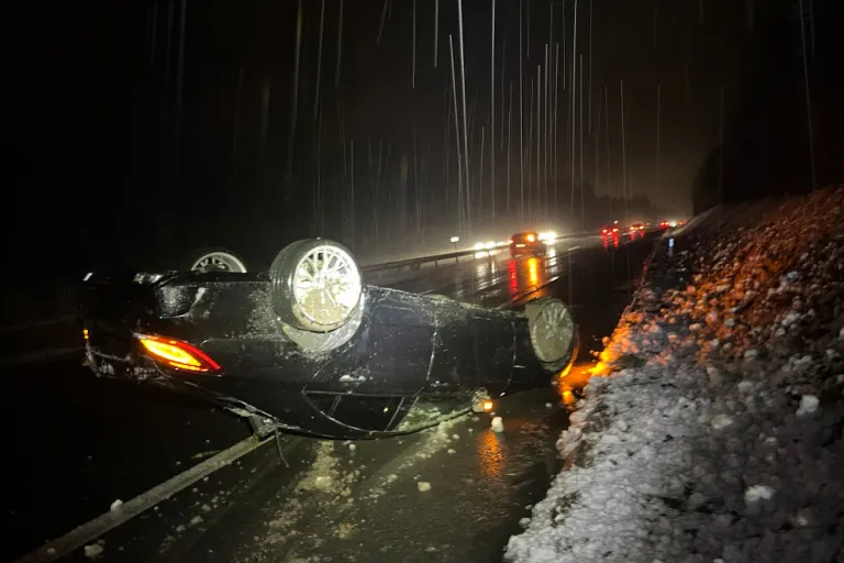 A2 Neuenkirch LU – Auto überschlägt sich nach Selbstunfall auf Autobahn