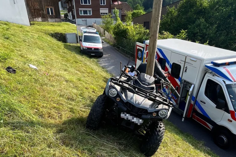 Oberterzen SG -  Frau gerät nach Unfall unter ein Quad