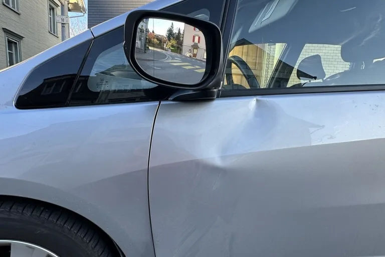 Speicher AR –  Kollision zwischen Velo und Auto