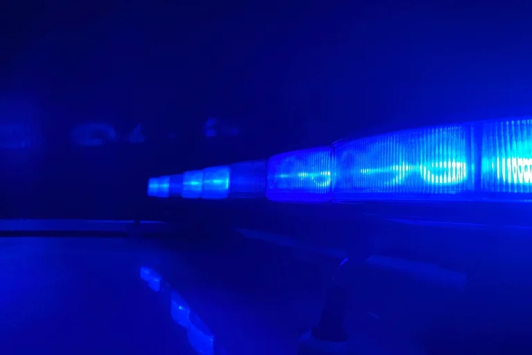  Langenfeld NW - Frau durch Messerstiche lebensgefährlich verletzt 