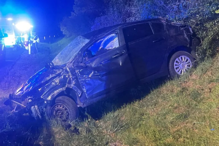 A2 Völkermarkt K – Lenker überschlägt sich bei Unfall