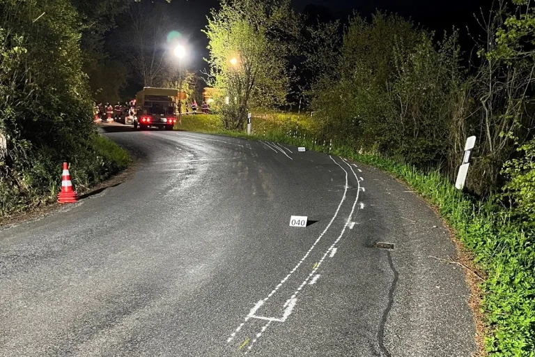 Schwerer Unfall in Neschwil im Gemeindegebiet Weisslingen
