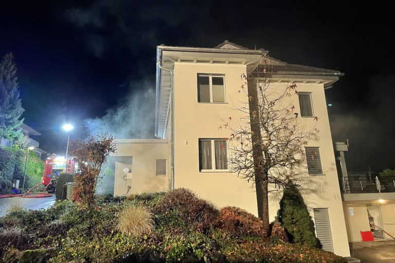 Rickenbach SZ – Brand im Hobbyraum eines Einfamilienhauses