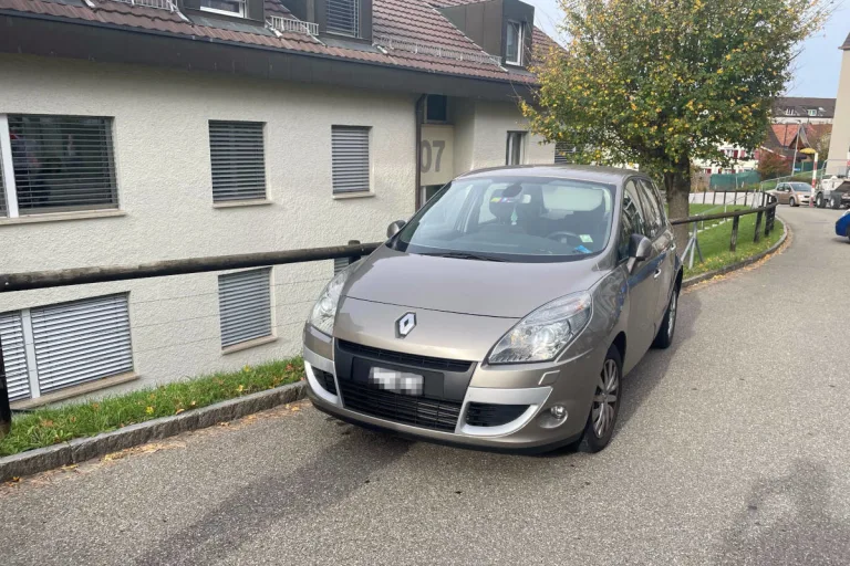 Schrecklicher Unfall in St. Gallen – Frau wird dreimal von Fahrzeug überrollt