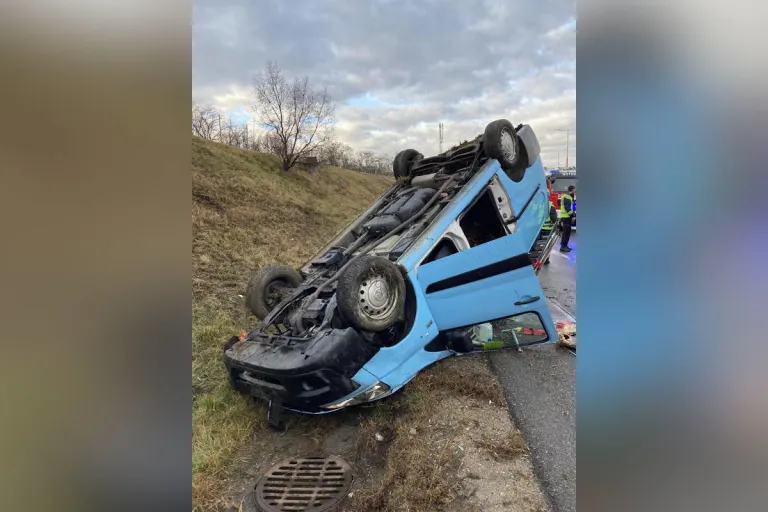 A23 Wien – Suchtgiftlenker überschlägt sich mit PKW