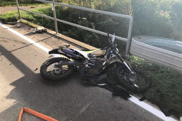 Altdorf – Verkehrsunfall mit schwer verletztem Motorradfahrer