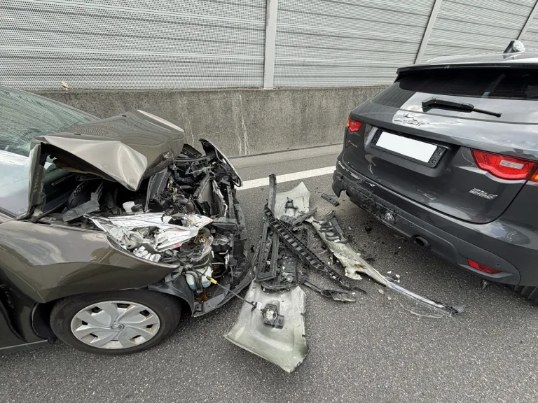 Emmenbrücke LU – Auffahrunfall auf der A2