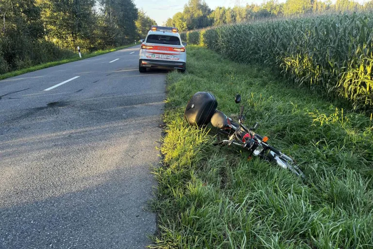Grabs SG - Mit dem Mofa im Wiesland gelandet 