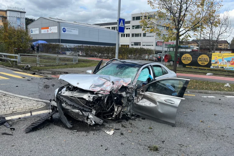 Kriens LU – Zwei Personen bei Unfall verletzt
