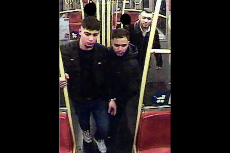 Wien-Mitte – Lichtbild-Fahndung nach drei unbekannten Tätern nach Raubüberfall
