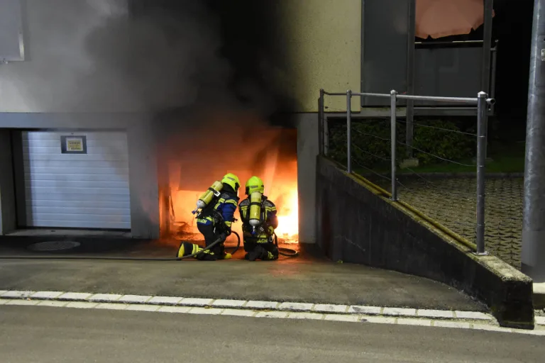 Steinach SG – Brand in Garage richtet hohen Schaden