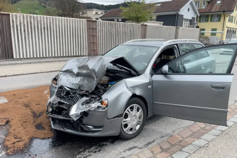 Frontalkollision in Dagmersellen LU endet mit Totalschaden
