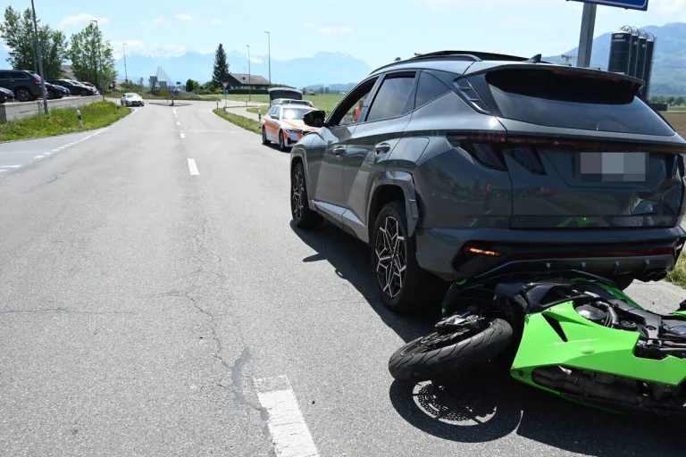 Altstätten SG - Motorradfahrer bei Unfall verletzt