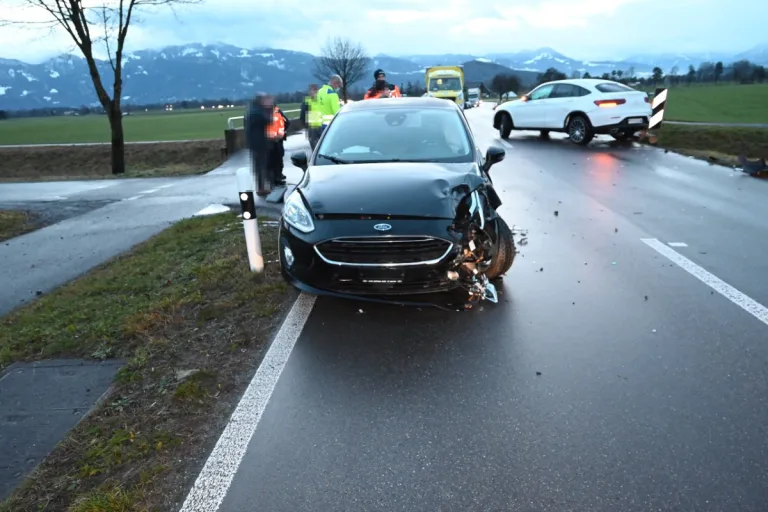  Altstätten SG - Über 50'000 Franken Sachschaden nach Kollision