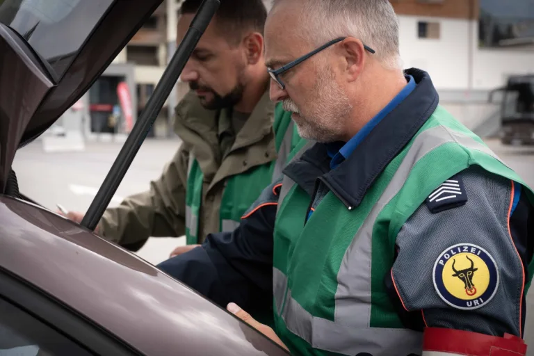 Andermatt UR - Erfolgreiche Einsatzübung der Militärpolizei Ost und der Kantonspolizei Uri