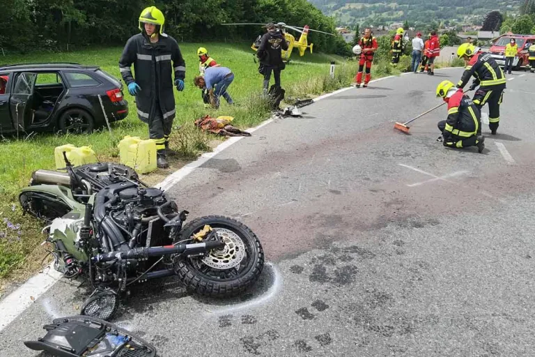 Satteins - Schwerer Frontalcrash