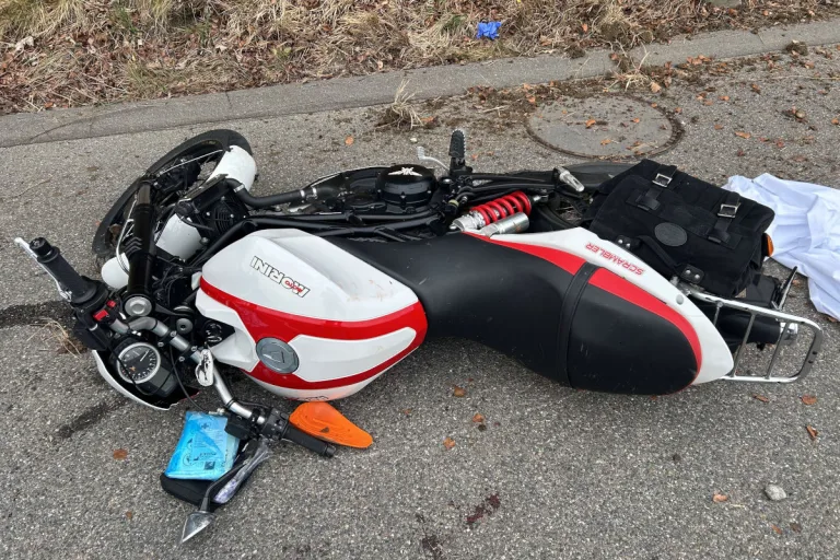 Unfall in Zetzwil AG – Motorradfahrer schwer verletzt