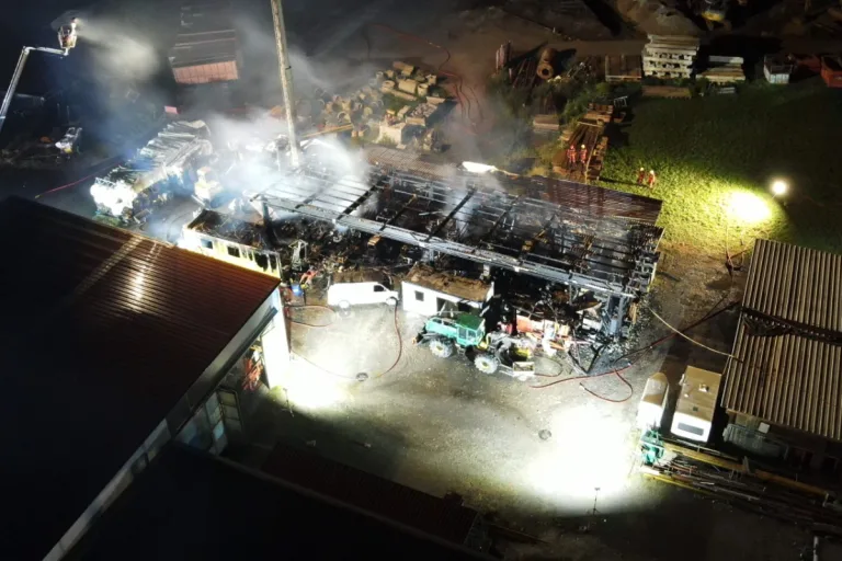 St.Gallenkappel SG - Millionenschaden nach Brand