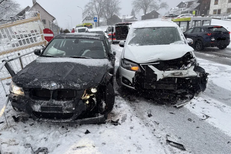 Schellenberg/Nendeln FL – Verkehrsunfälle auf winterlicher Fahrbahn