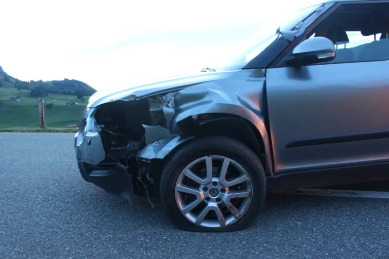 Weissbad AI - Unter Alkoholeinfluss Unfall gebaut