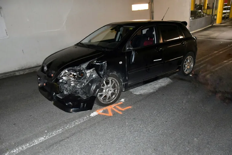 Unfall Chur GR - Fahrunfähig in der Tiefgarage zweimal kollidiert