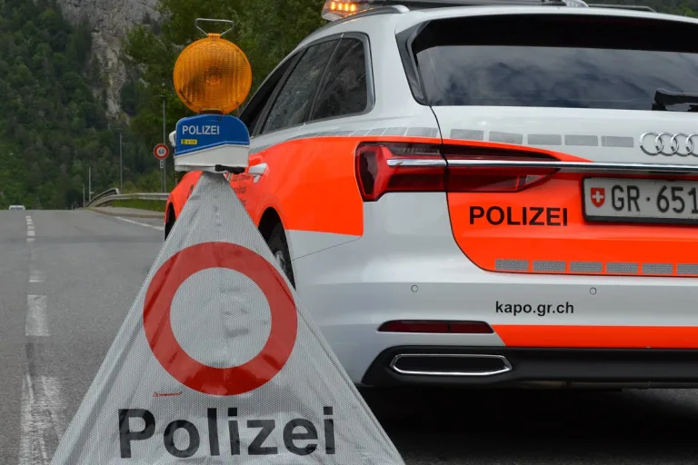 Berninapass GR - Verkehrsbehinderungen wegen Bernina Gran Turismo