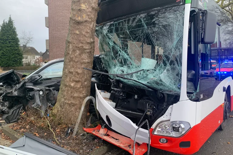 Gladbeck – Elf Verletzte nach Unfall von Linienbus