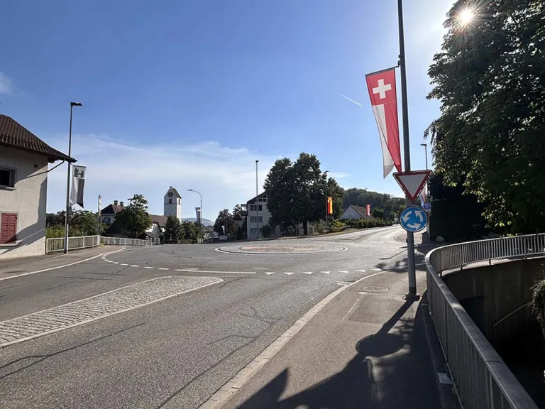 Umiken AG – Zeugen nach Unfall gesucht