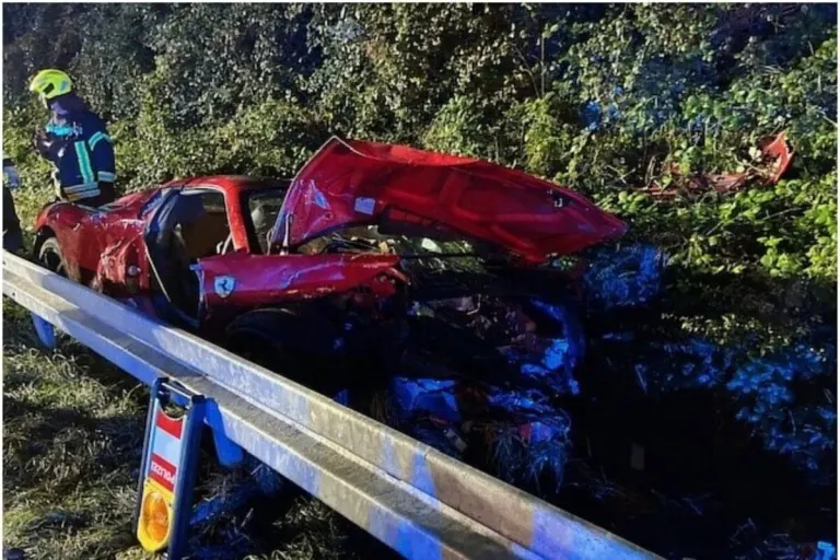 Bundesautobahn A2 - Großaufgebot der Feuerwehr nach schwerem Unfall