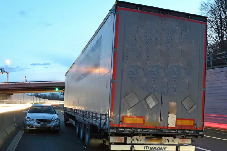 Stadt Luzern – Unfall im Morgenverkehr auf der A2