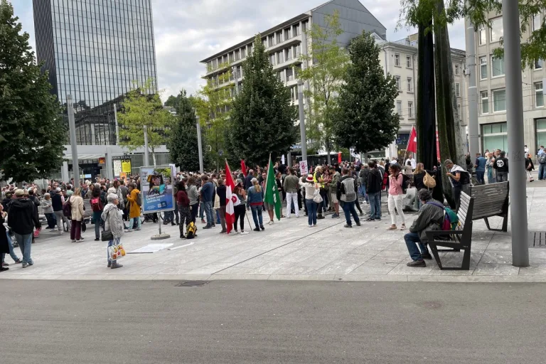 Stadt St. Gallen - Friedliche Kundgebung gegen die Coronamassnahmen