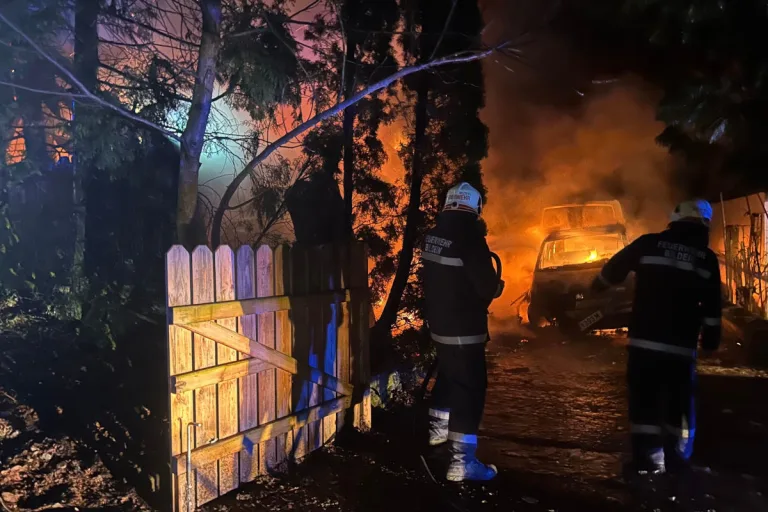 Winten – Autos bei Brand eines Wohnhaus beschädigt