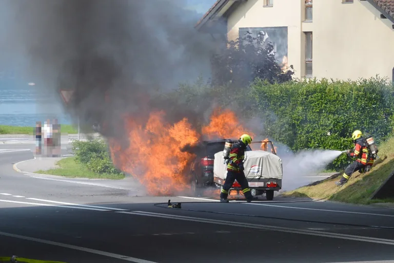 Buochs NW – Auto komplett ausgebrannt