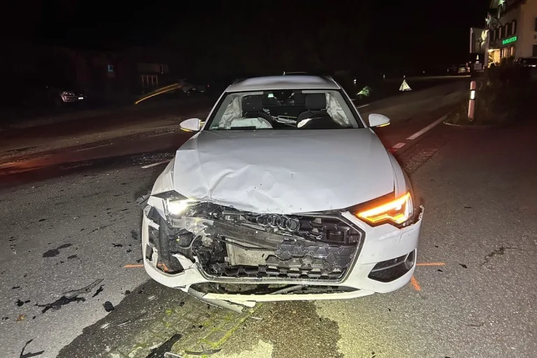 Stein AR – Hoher Sachschaden nach Unfall