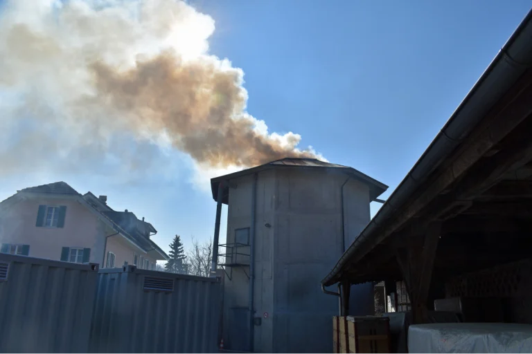 Rickenbach LU - Silo gerät in Brand