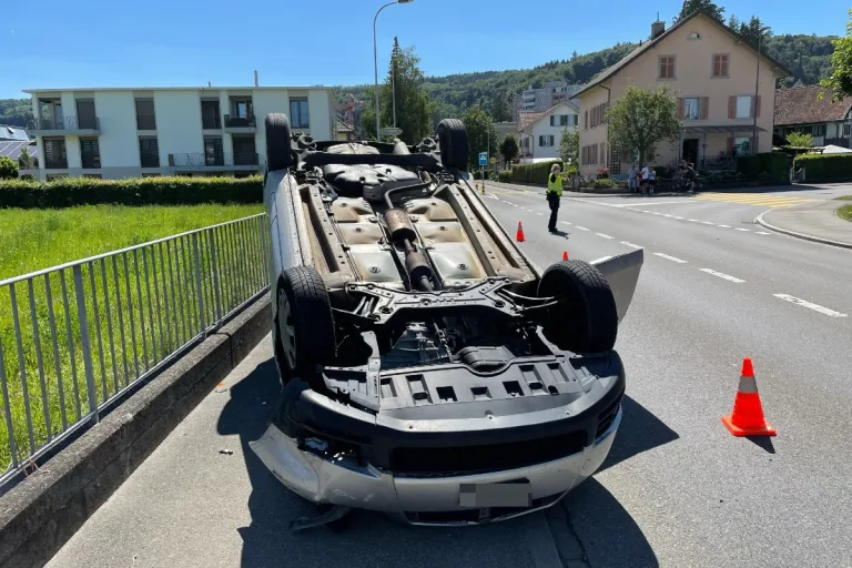 Villmergen AG - Alkohol war bei diesem Verkehrsunfall im Spiel