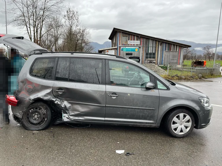 Kriessern SG – Unfall beim Linksabbiegen