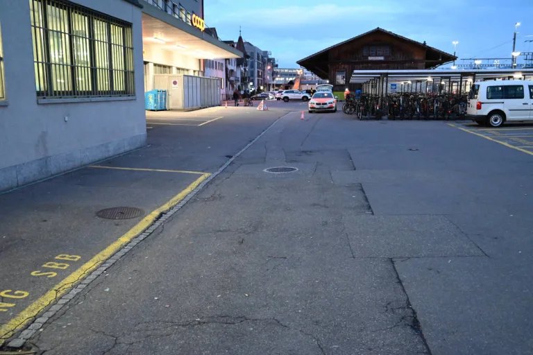 Rapperswil-Jona SG – Verkehrsunfall zwischen Auto und Fussgängerin