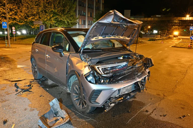 Emmen LU - Hoher Sachschaden bei Unfall