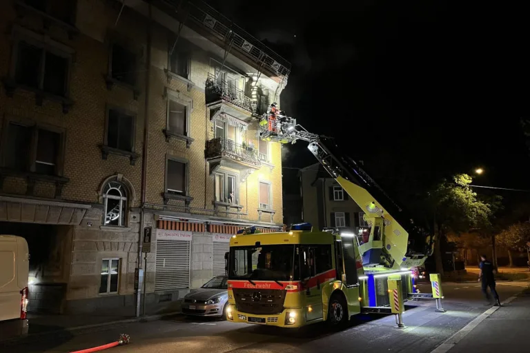 Winterthur ZH – Erheblicher Sachschaden bei Brand in Mehrfamilienhaus