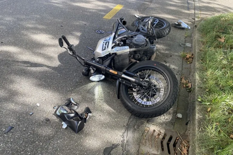 Unfall in der Stadt Schaffhausen - Von der Sonne geblendet