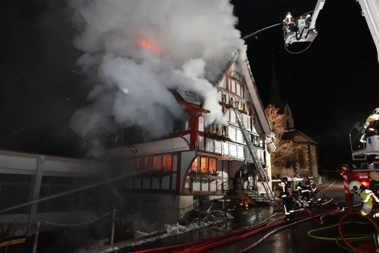 Drama in Oberhelfenschwil SG - Brand fordert zwei Todesopfer