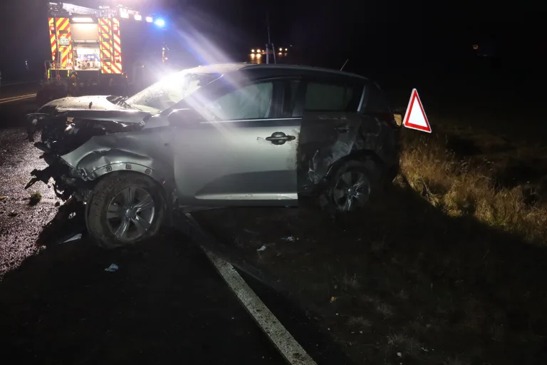 Löhne – Kia Sportage schleudert über Kreisverkehr und überschlägt sich